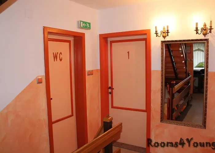 Rooms4young * Λιουμπλιάνα