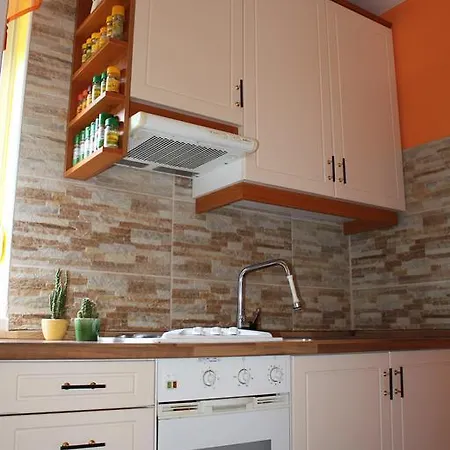 Rooms4young Pensión