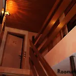 Rooms4young